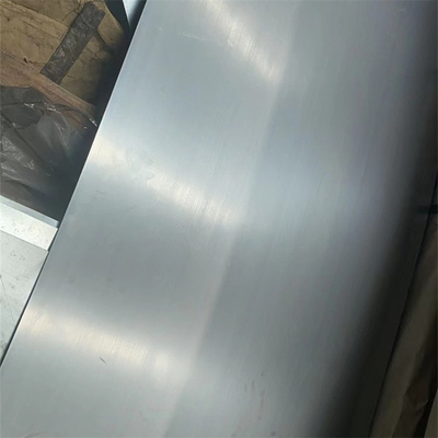 SPCC 추운 굴려진 연강 플레이트 600-1500mm 평활 표면은 조금 기름을 쳤습니다